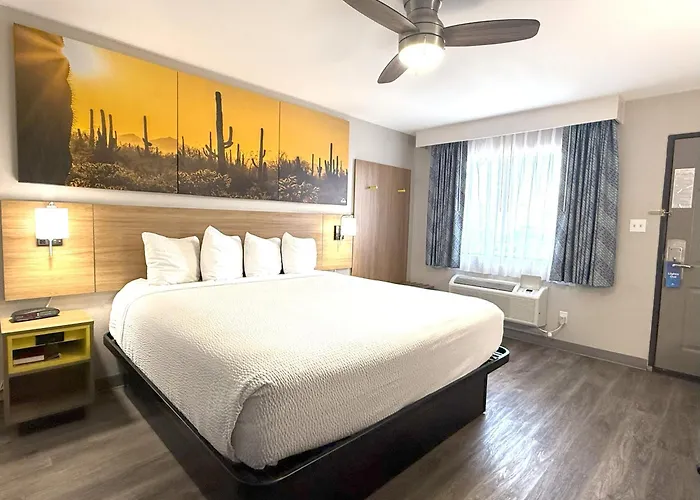 Days By Wyndham Hotel Yuma