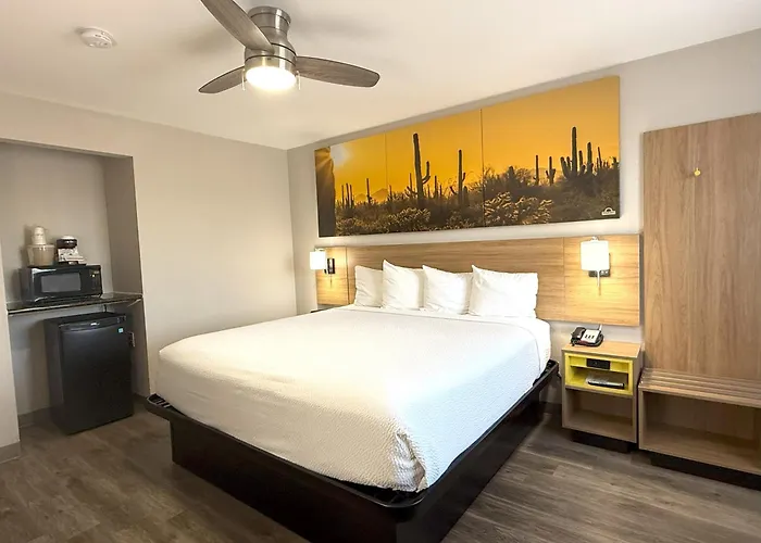 Hotel Days By Wyndham Yuma