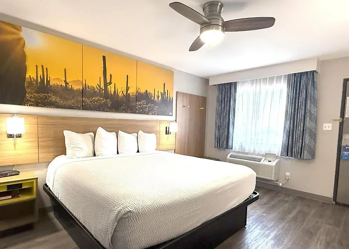 Days By Wyndham Hotel Yuma