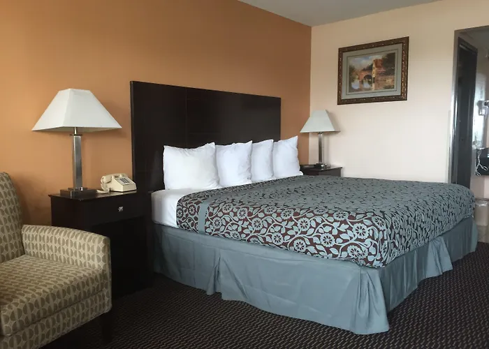 Days By Wyndham Hotel Yuma